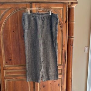 J. Jill Charcoal Cropped Pants